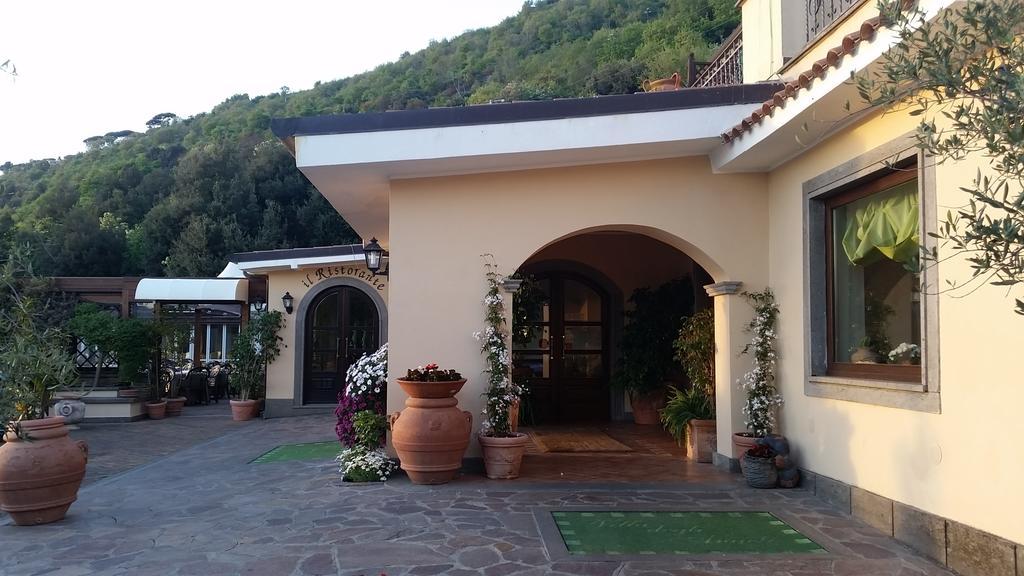 Hotel Villa Degli Angeli كاستل غاندولفو المظهر الخارجي الصورة