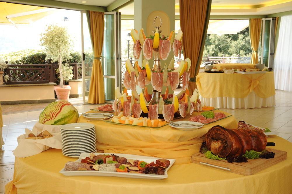 Hotel Villa Degli Angeli كاستل غاندولفو المظهر الخارجي الصورة