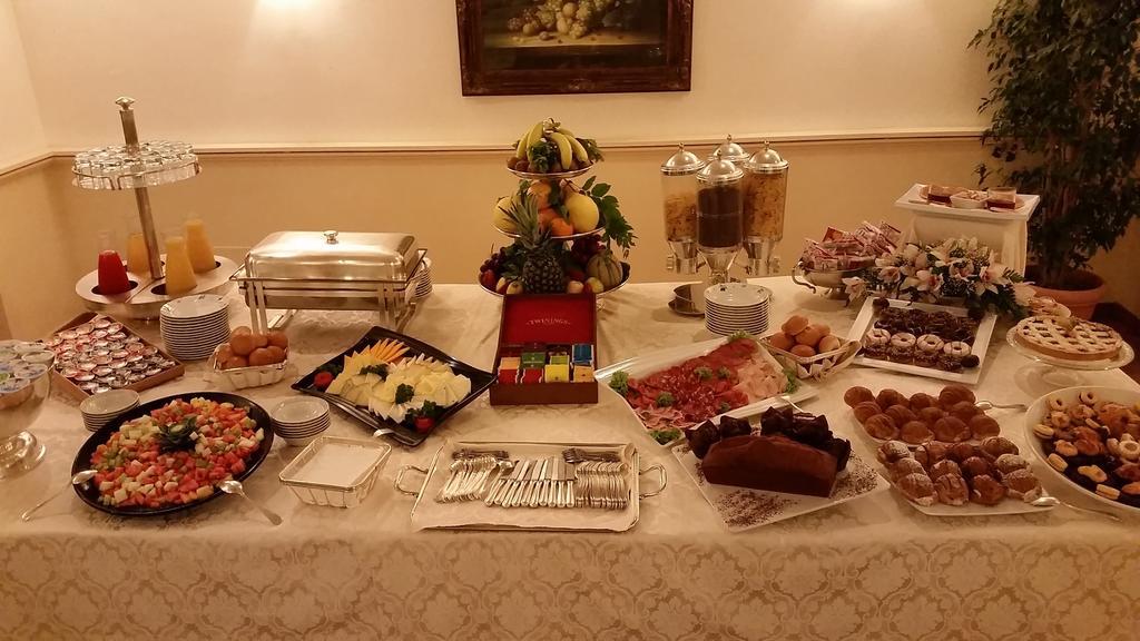 Hotel Villa Degli Angeli كاستل غاندولفو المظهر الخارجي الصورة